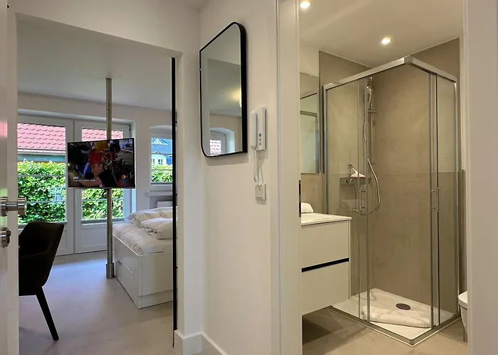 Olympia Haus 2, Whg 6 *